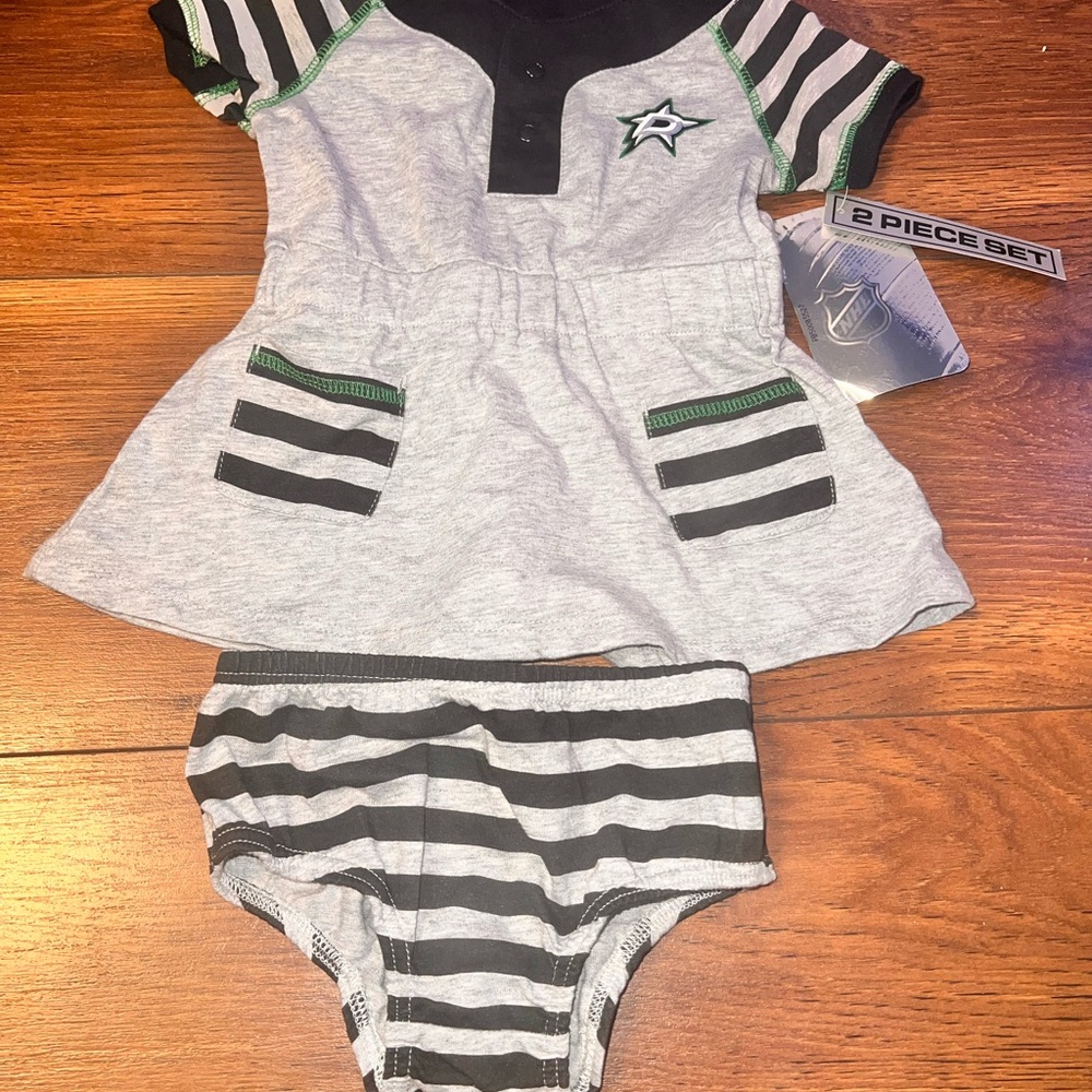 NHL Gray and Black Striped Diaper Cover Set Dallas